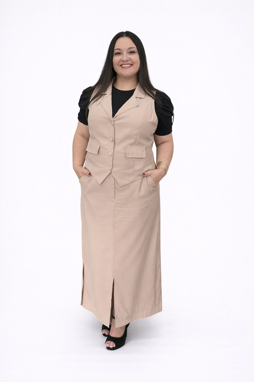 Conjunto Plus Size de Colete e Saia Sara tecido Sensorial Marrant Bege